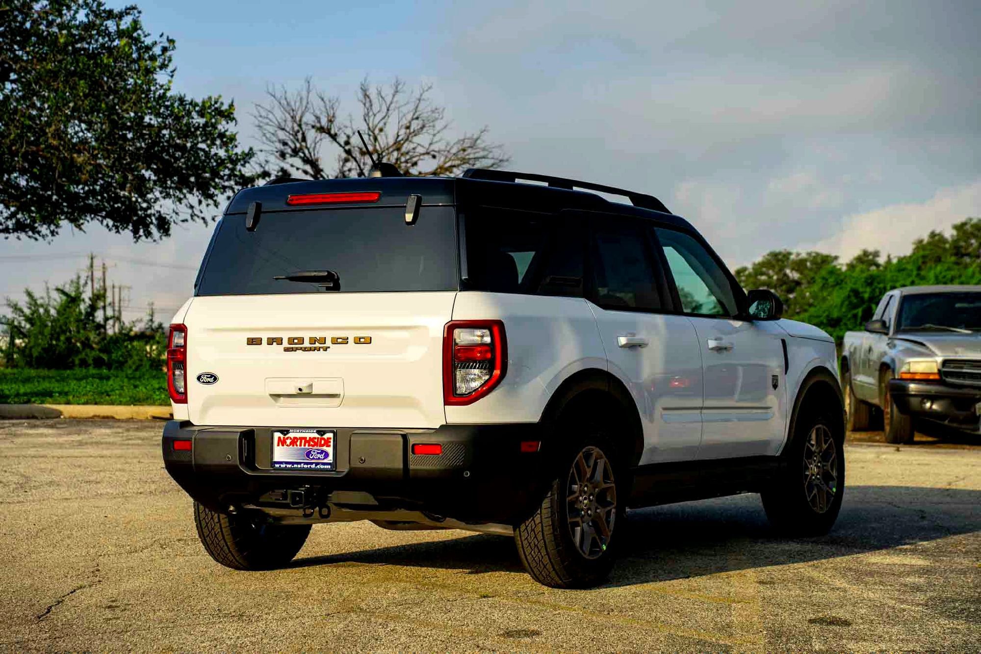 New 2026 Oxford White Ford Big Bend image 4