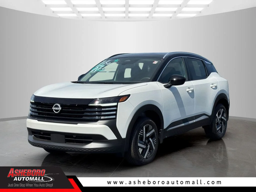 2026 Nissan Kicks 2.0 SV's photo