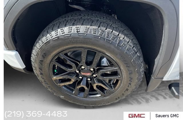 New 2026 Summit White GMC Elevation image 30