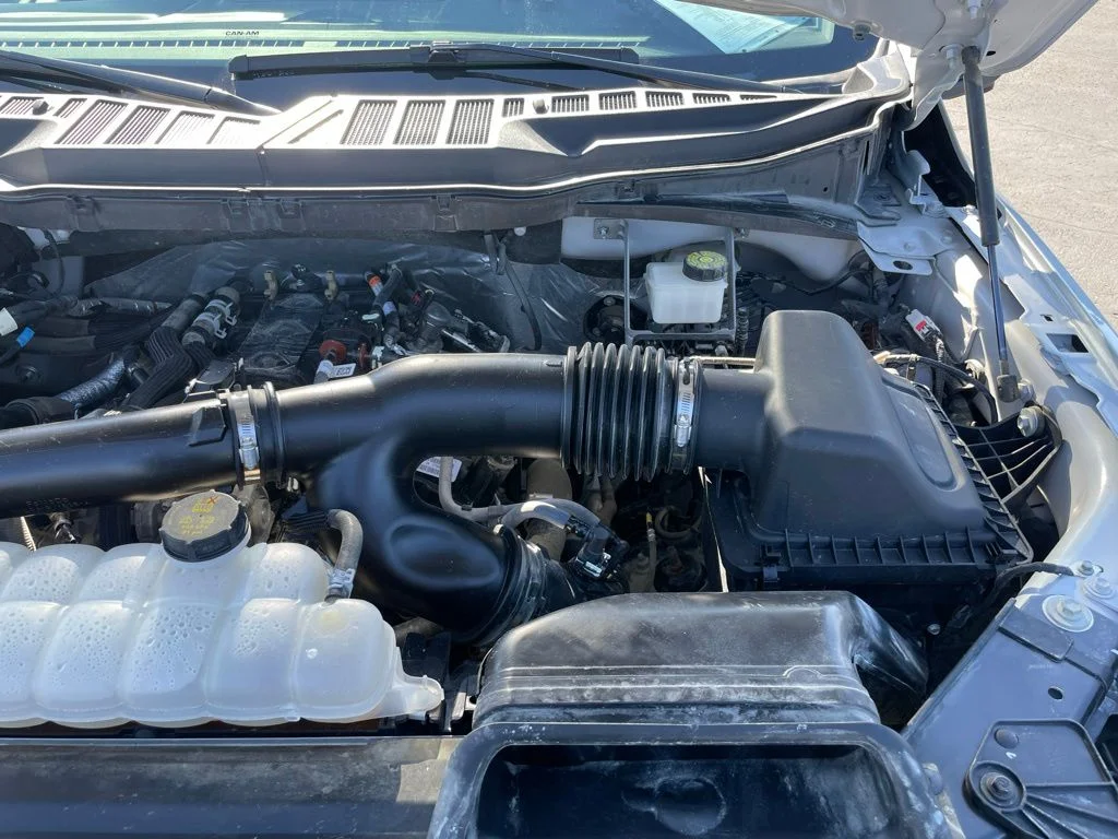 Used 2024 Silver Ford XLT image 41