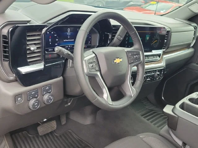 2024 Chevrolet Silverado 1500 LT - Photo 22