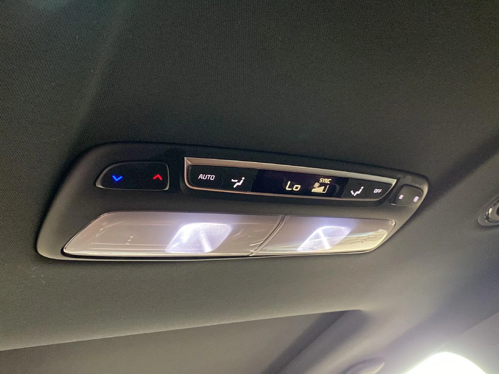 Used 2025 Wolf Gray Kia EX X-Line image 25