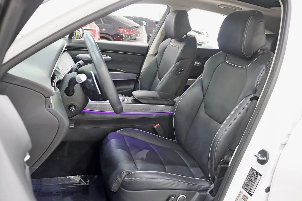 2023 Genesis GV70 2.5T