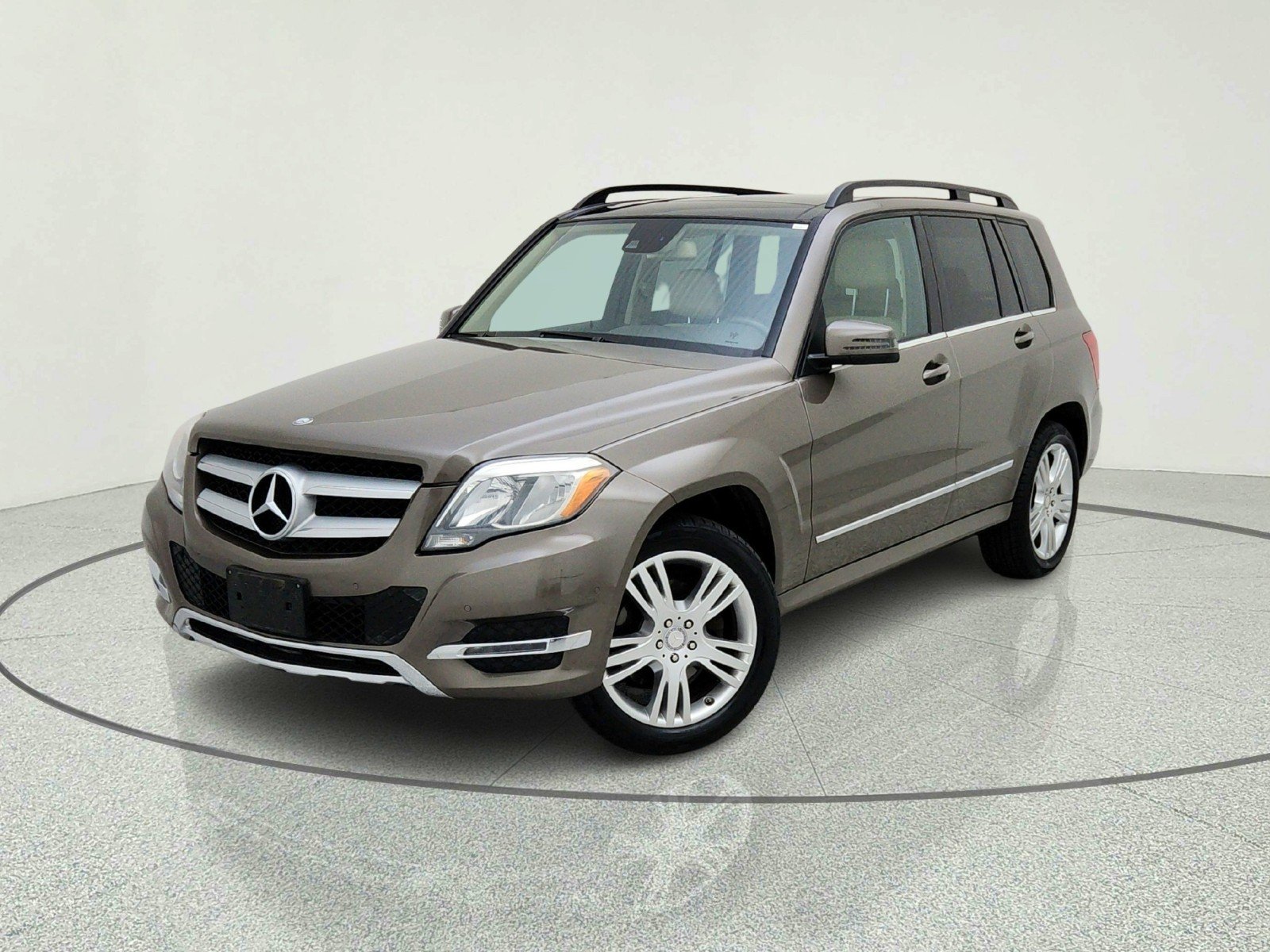Used 2014 Pebble Gray Mercedes-Benz GLK 350 image 2