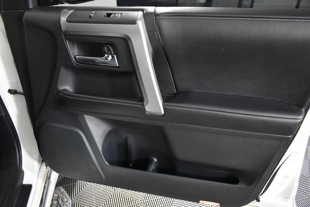 2016 Toyota 4Runner Limited - Photo 19