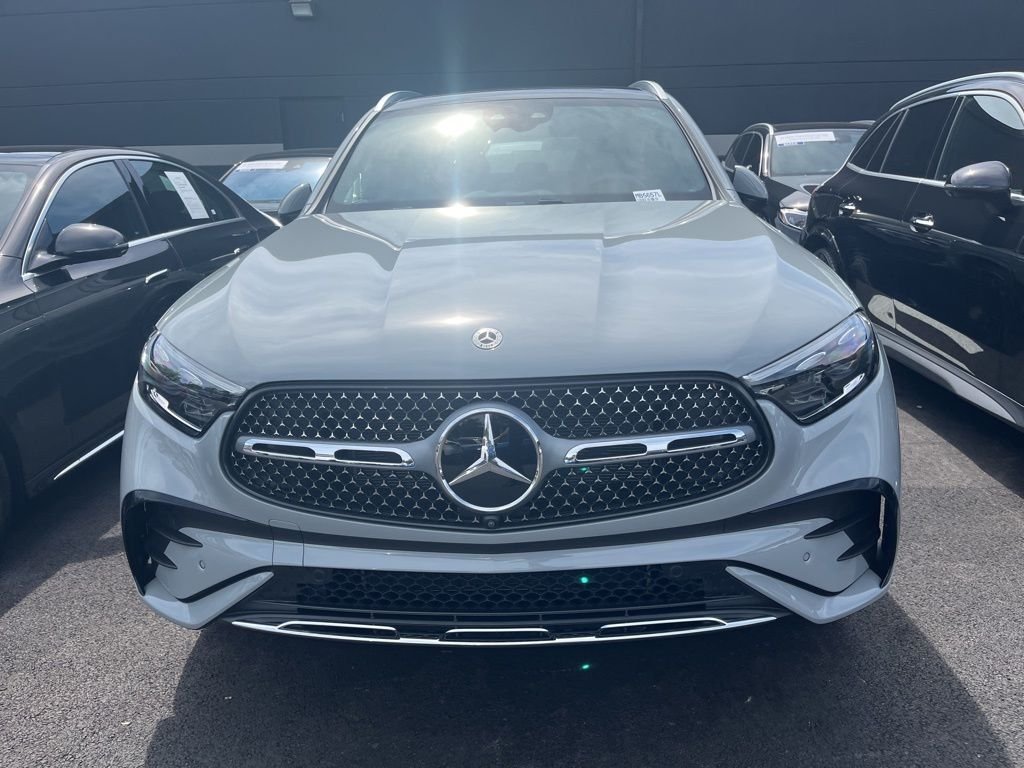 Used 2026 MANUFAKTUR Alpine Grey Mercedes-Benz GLC 300 image 3