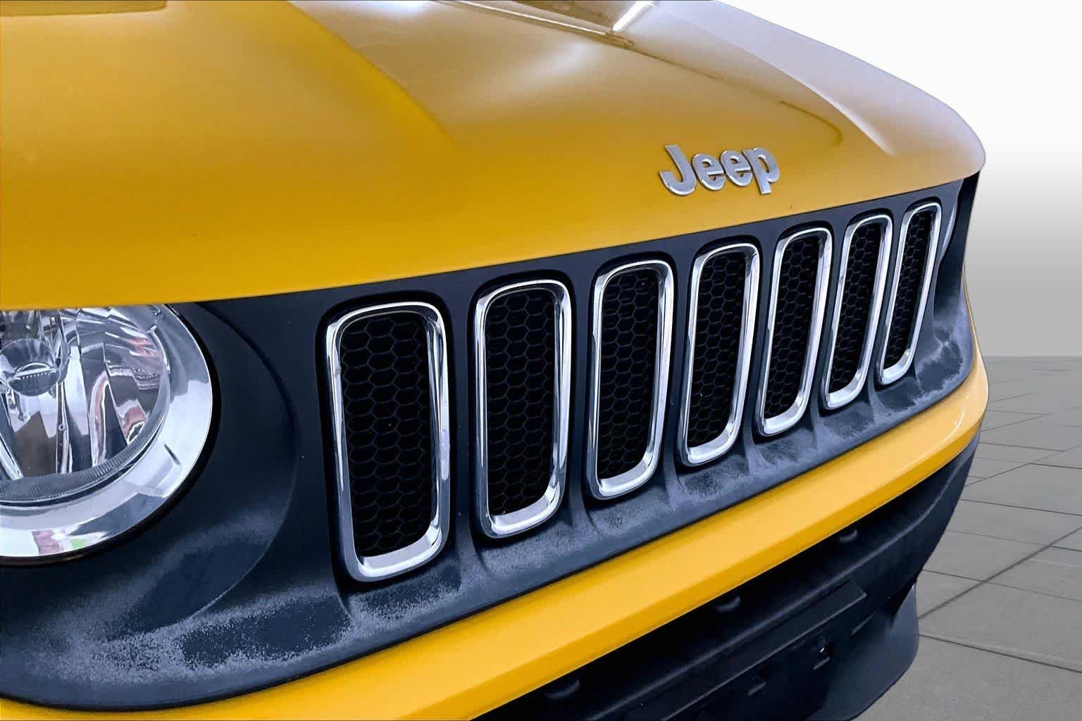 Used 2017 Solar Yellow Jeep Sport image 27