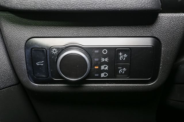 Used 2023 Gray Ford ST-Line image 36