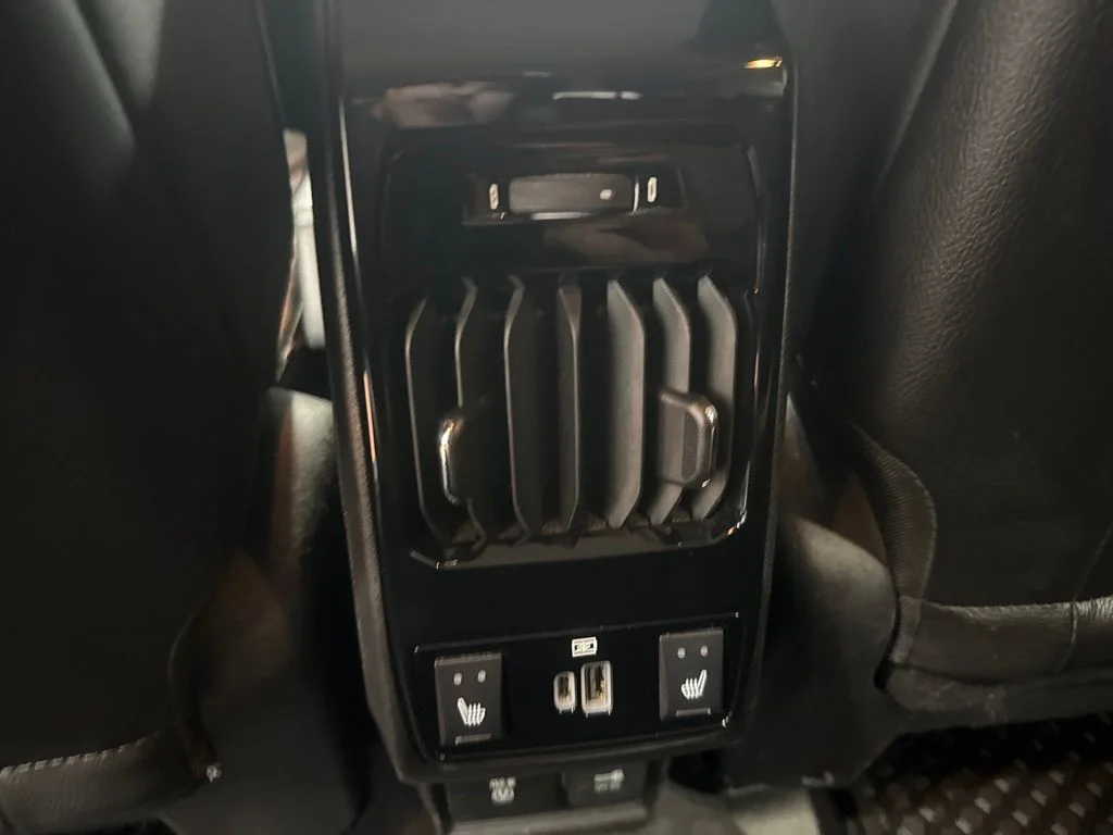 Used 2022 Gray Jeep Trailhawk image 13