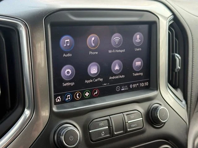 Used 2020 Gray Chevrolet LT image 3