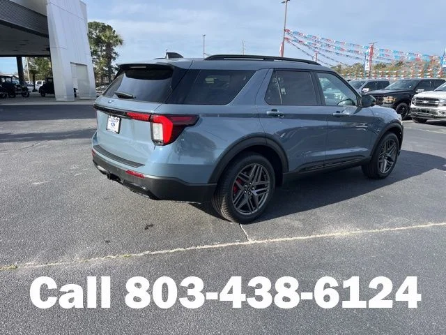 New 2026 Vapor Blue Metallic Ford ST-Line image 3