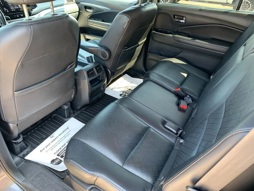 Used 2020  Honda EX-L image 14
