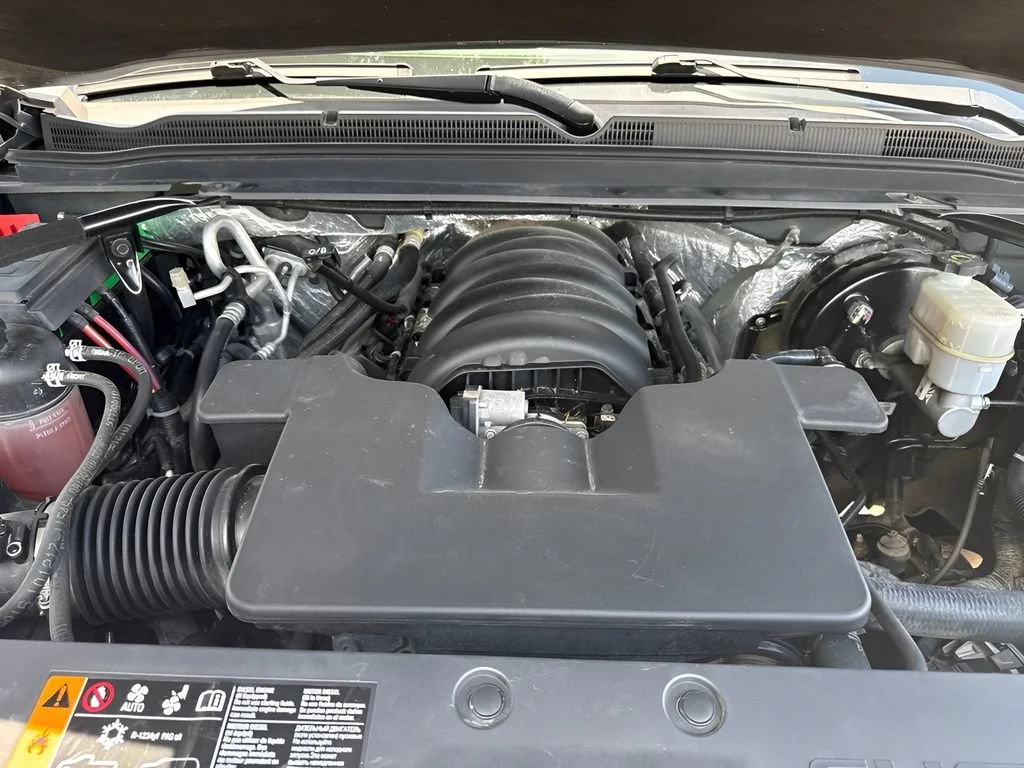 Used 2018 PEPPERDUST METALLIC Chevrolet Premier image 38