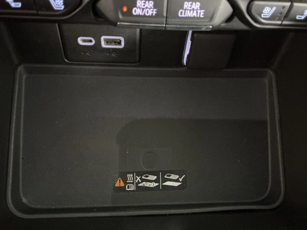 Certified Used 2022 Black GMC SLT image 35