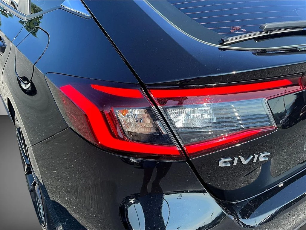 Used 2024 Crystal Black Pearl Honda Sport Touring image 25