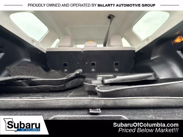 Used 2015 Red Subaru 2.5i Premium image 16