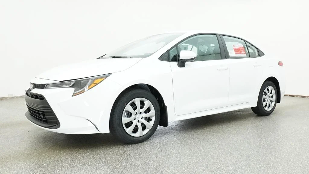 New 2026 Ice Cap Toyota LE image 6