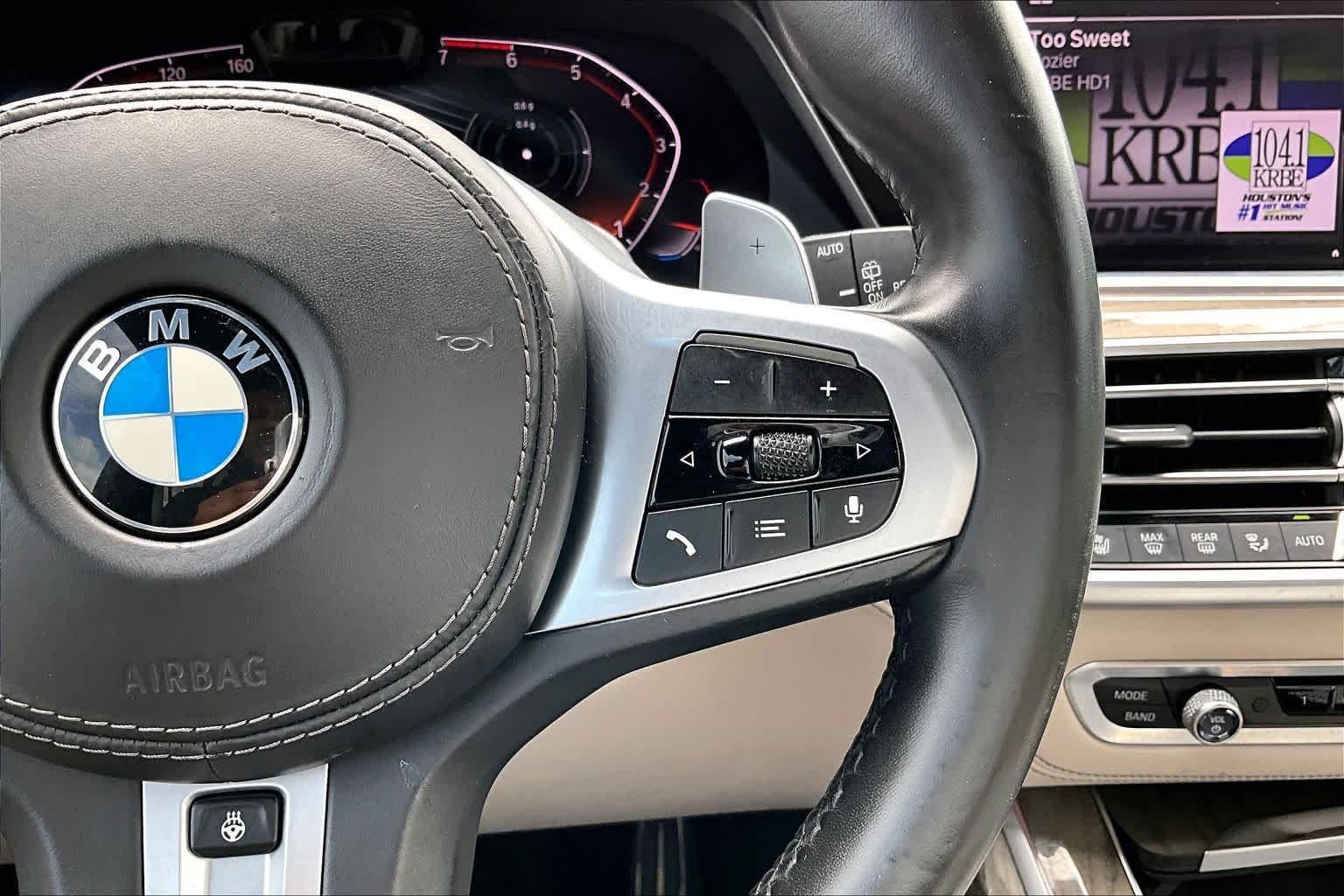 Used 2019 Arctic Gray Metallic BMW xDrive50i image 25