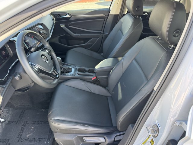 Used 2019 Pure White Volkswagen SEL image 16