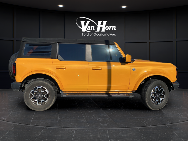 Used 2021 Cyber Orange Metallic Tricoat Ford Outer Banks image 8