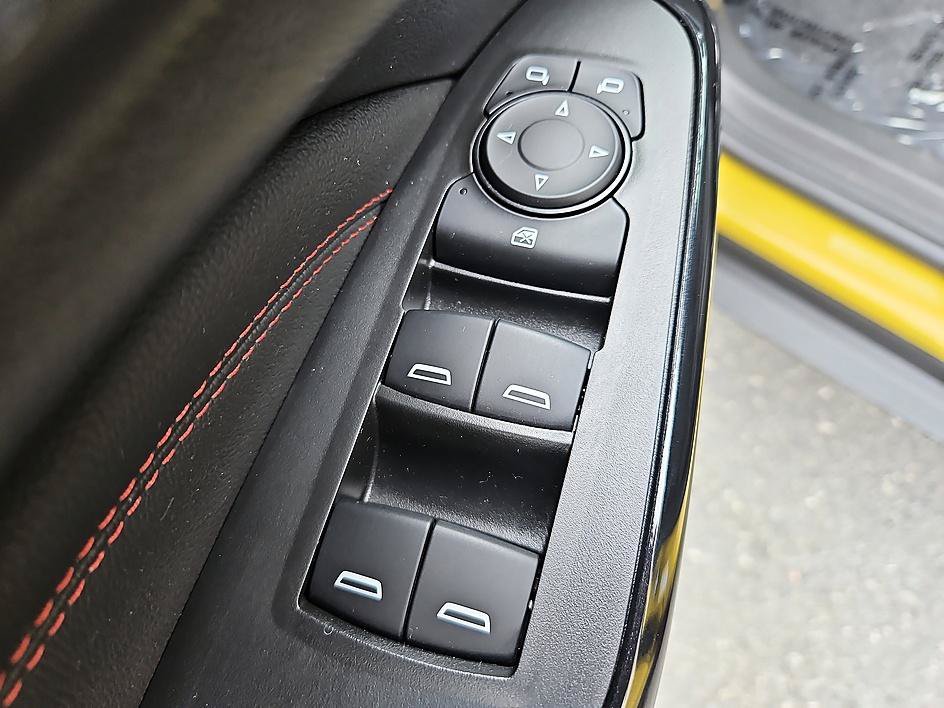 Used 2025 Nitro Yellow Metallic Chevrolet 2RS image 16