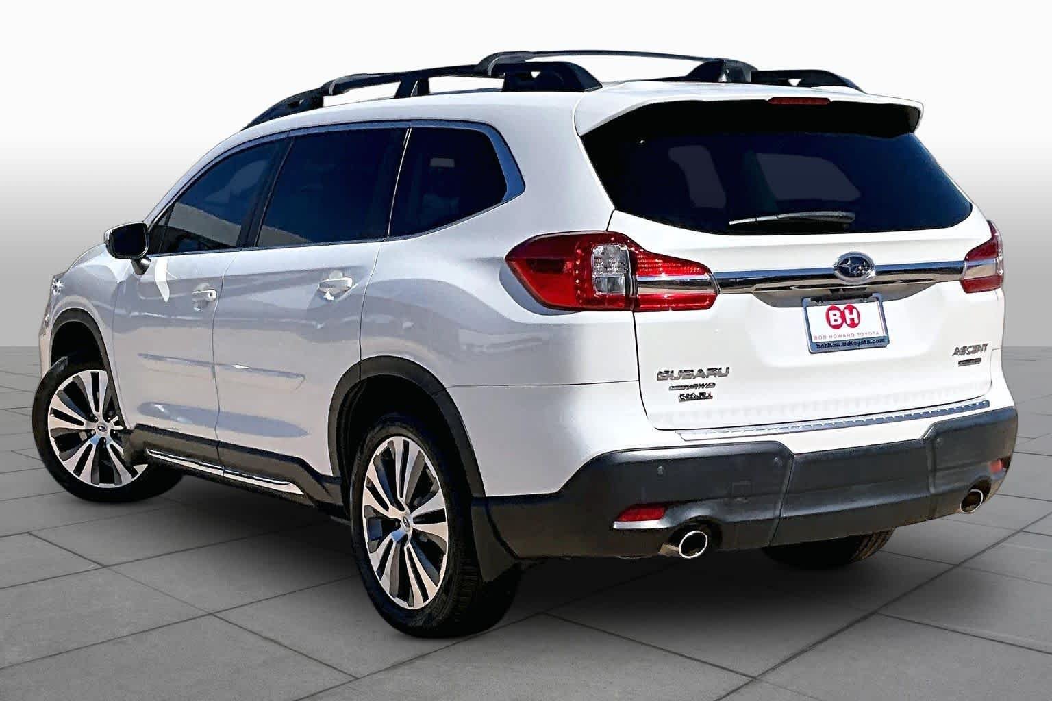 Used 2021 Crystal White Pearl Subaru Limited image 12