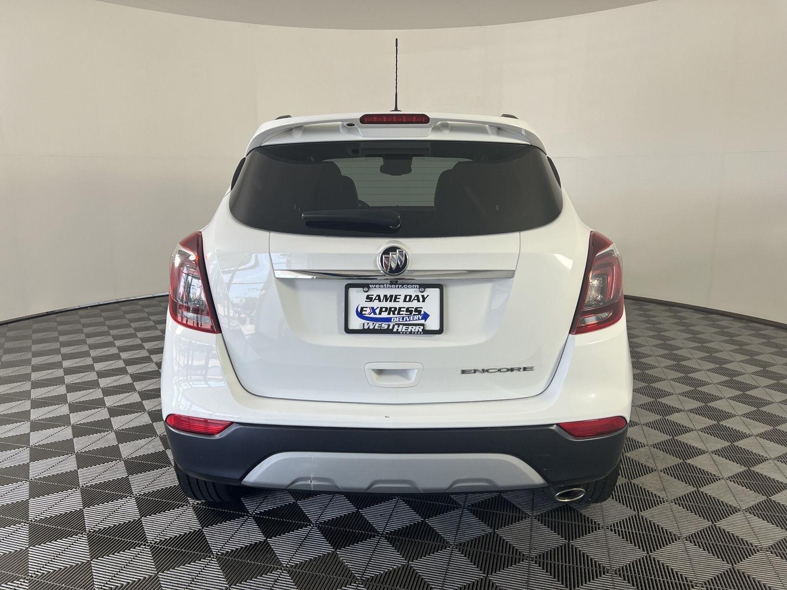 Used 2019 Summit White Buick Sport Touring image 4
