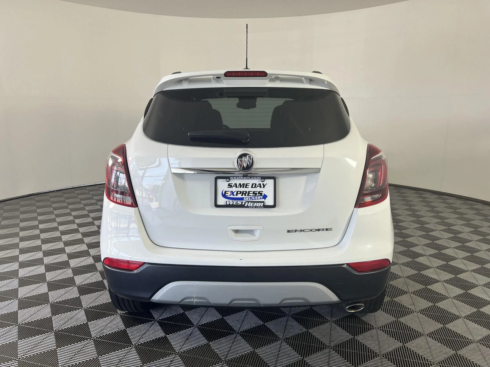 Used 2019 Summit White Buick Sport Touring image 4