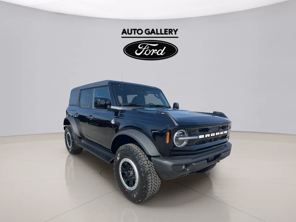 New 2026 Shadow Black Ford Outer Banks® image 3