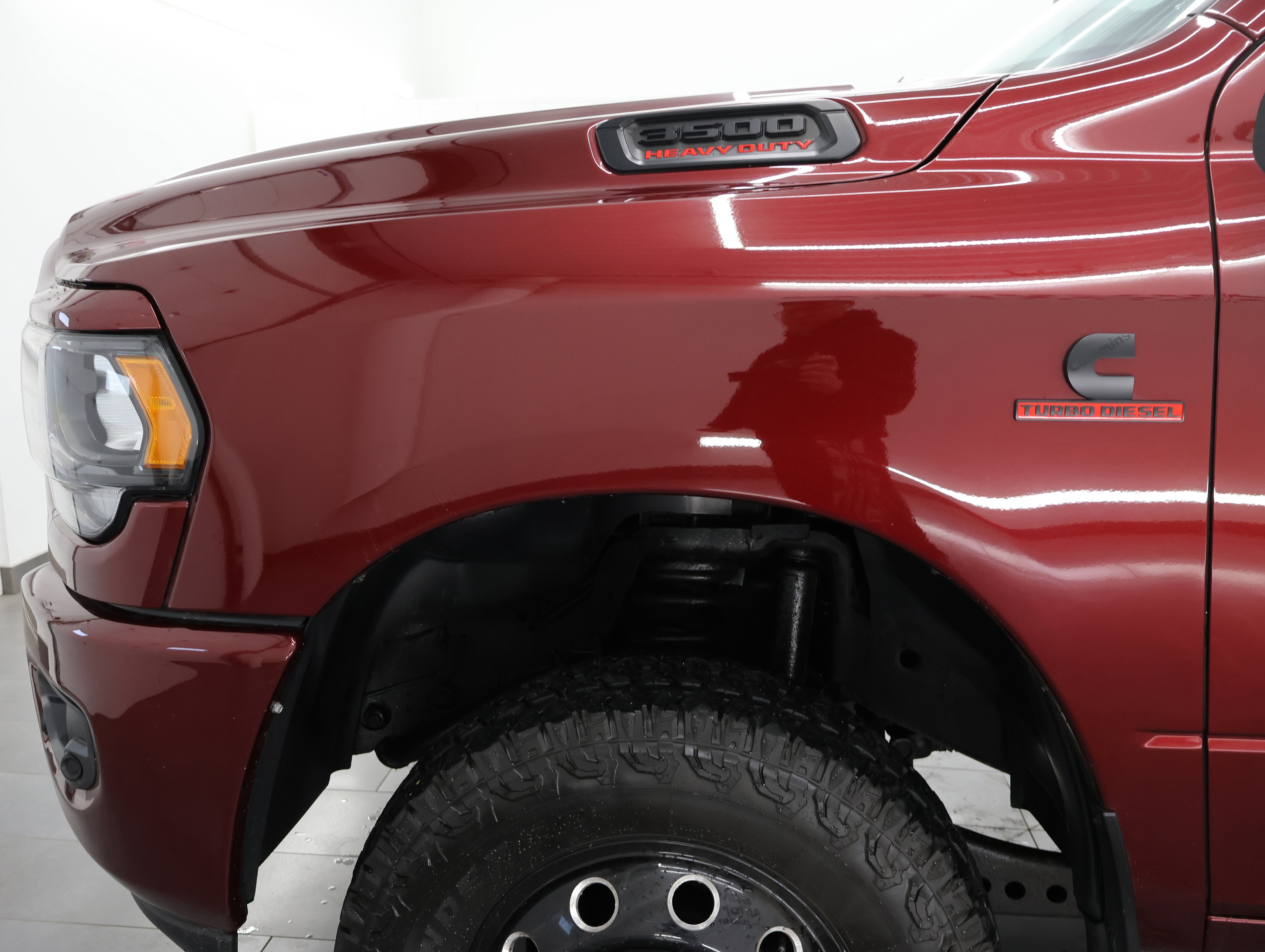 Used 2023 Delmonico Red Pearlcoat Ram 4x4 Crew Cab Big Horn DRW: CREW-LONG-DRW-BIG HORN LVL 1-NIGHT-6.7L DIESEL-NAV-4WD-1 OWNER image 32