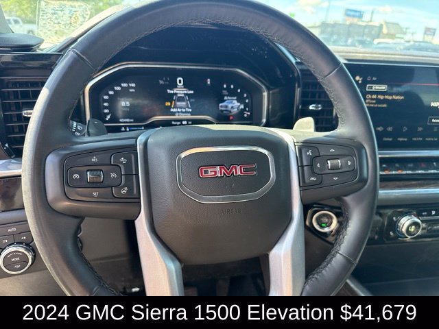 Used 2024 Summit White GMC Elevation image 20