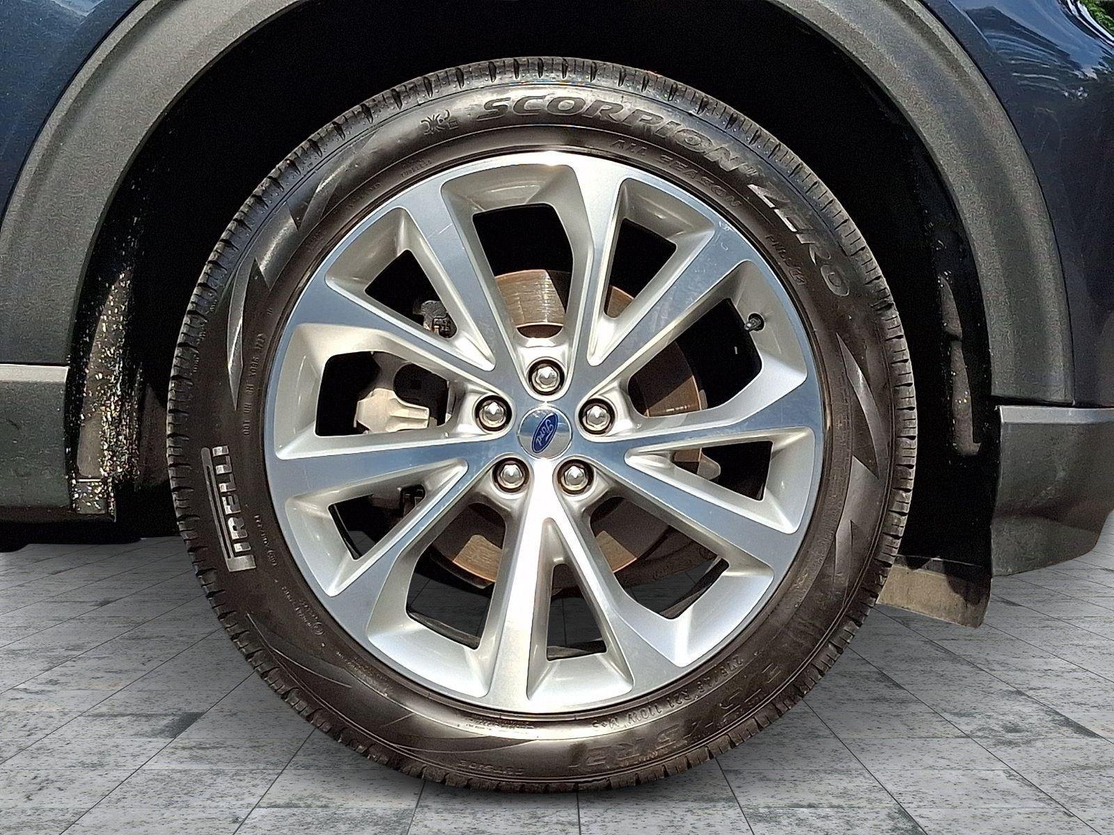 Used 2022 Stone Blue Metallic Ford Platinum image 8