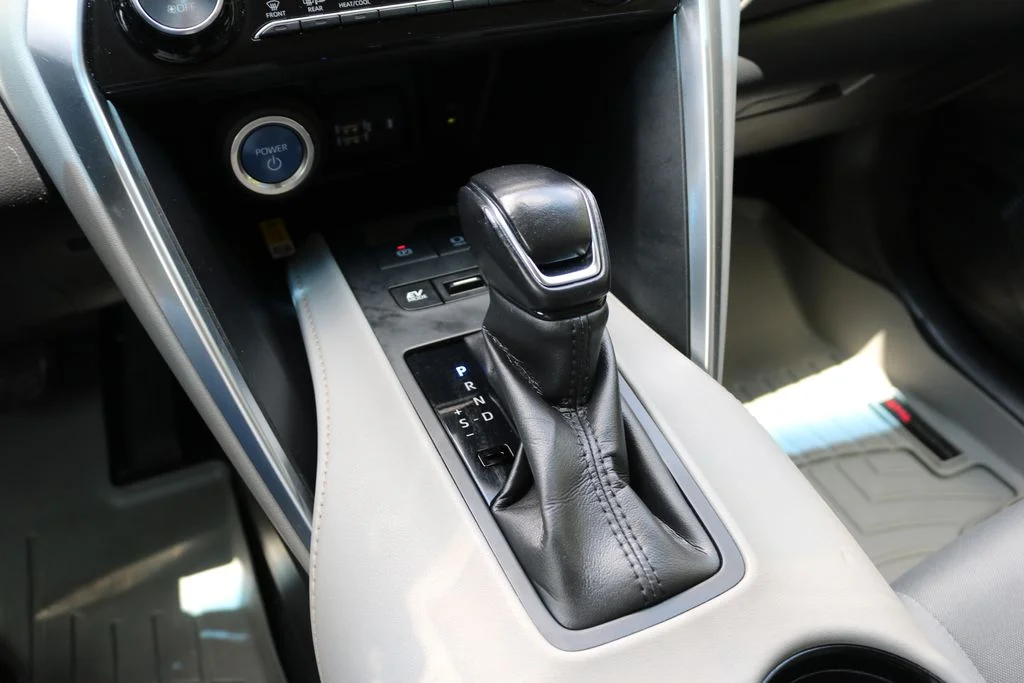 Used 2021 White Toyota LE image 24