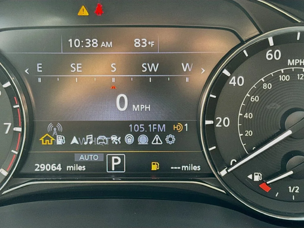 Certified Used 2024 White INFINITI Sensory image 13