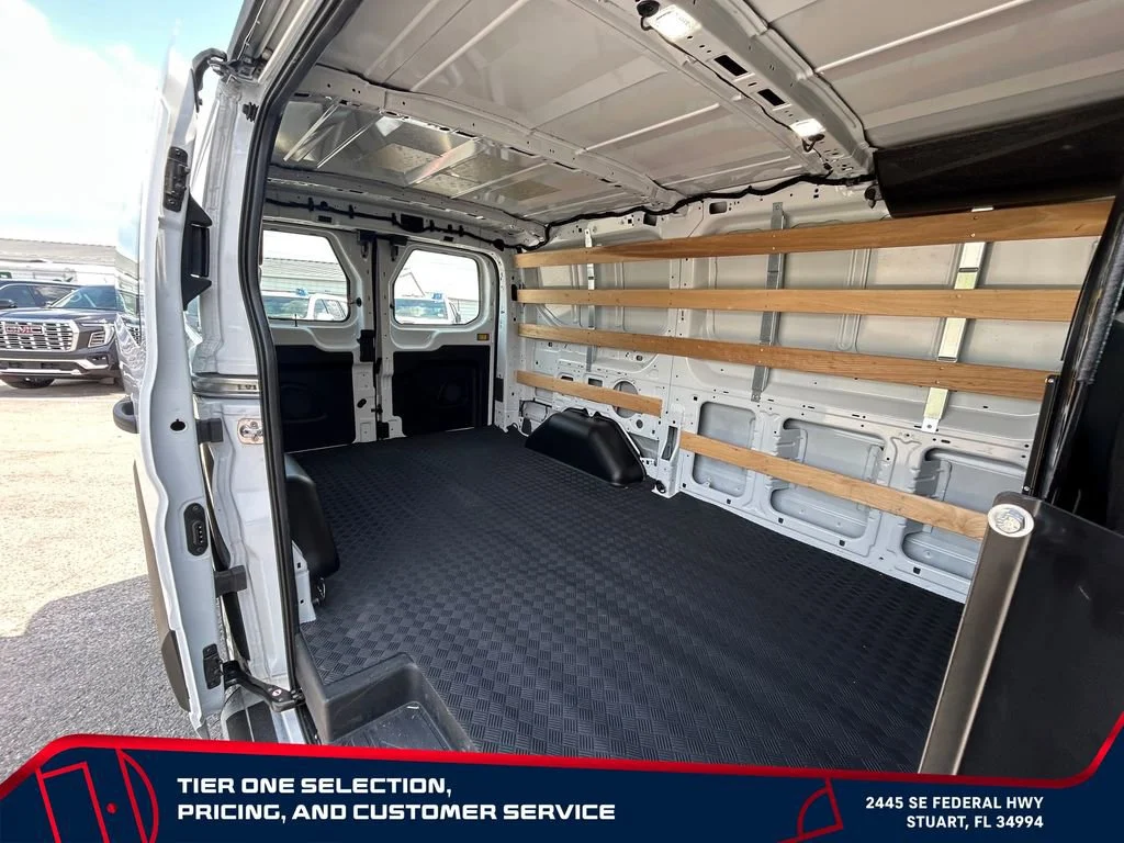Used 2025  Ford T-250 130" Low Rf 9070 GVWR RWD image 11