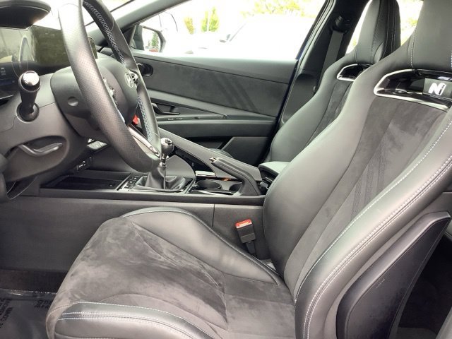 2025 Hyundai Elantra N - Photo 14