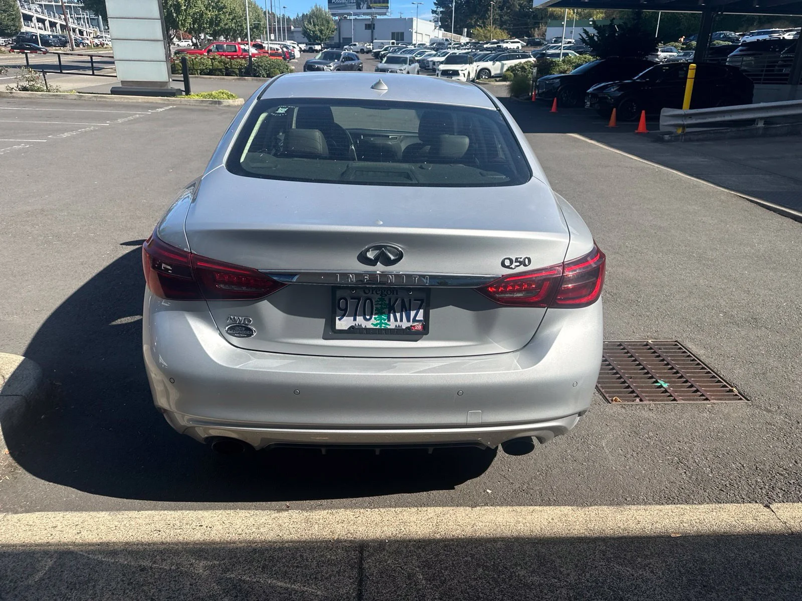 Used 2018 Liquid Platinum INFINITI 3.0t LUXE image 3