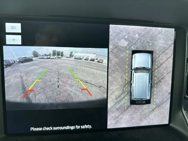 Used 2023 White Ford Badlands image 33