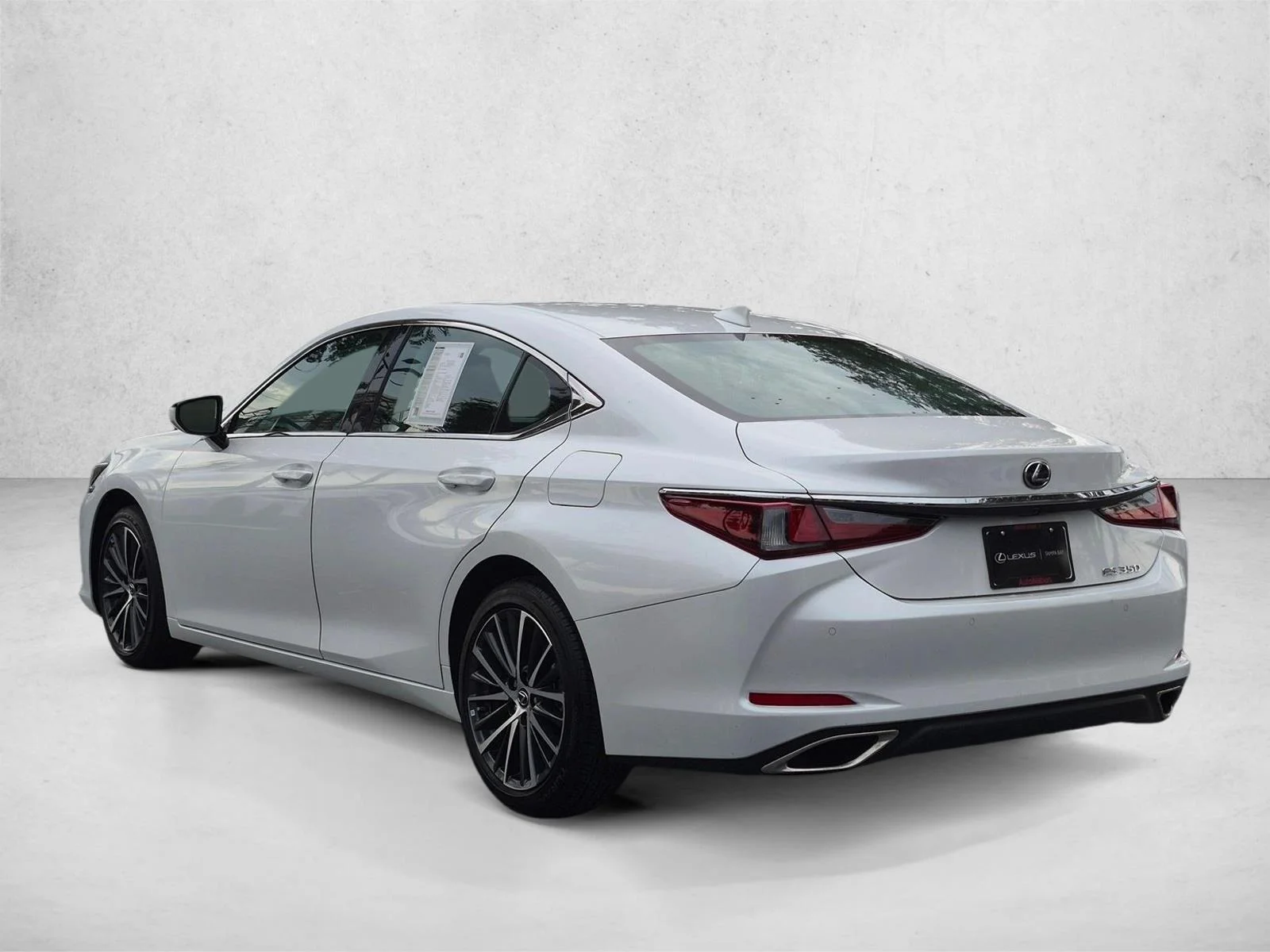 Certified Used 2025 Eminent White Pearl Lexus ES 350 image 10