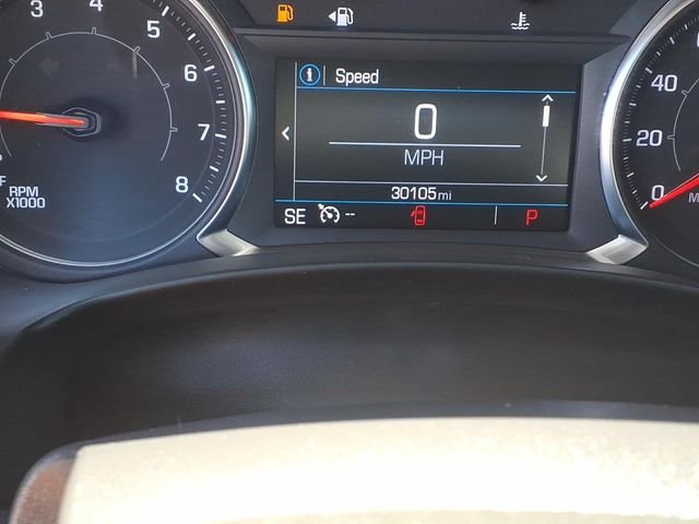 Used 2023 Black GMC SLE image 27