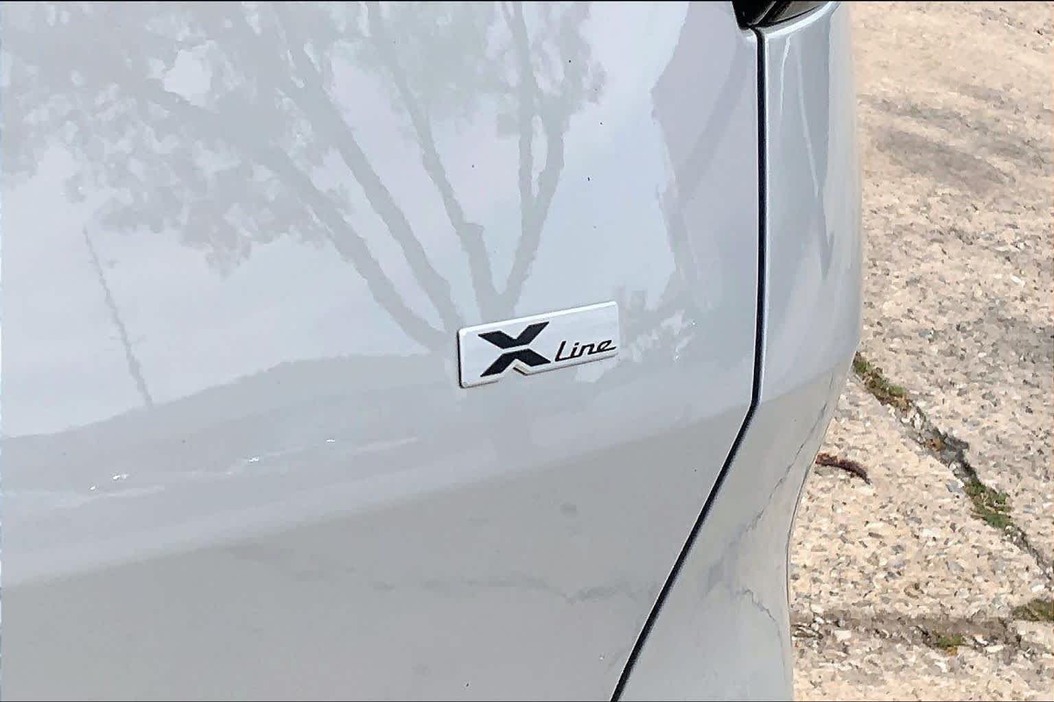 Used 2025 Wolf Gray Kia X-Line image 9