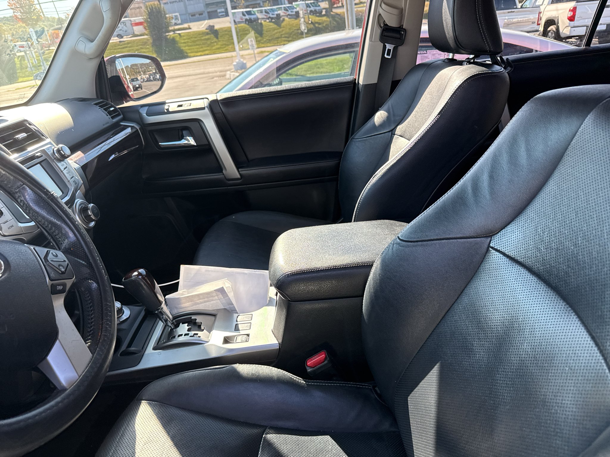 Used 2016 Barcelona Red Metallic Toyota Limited image 4