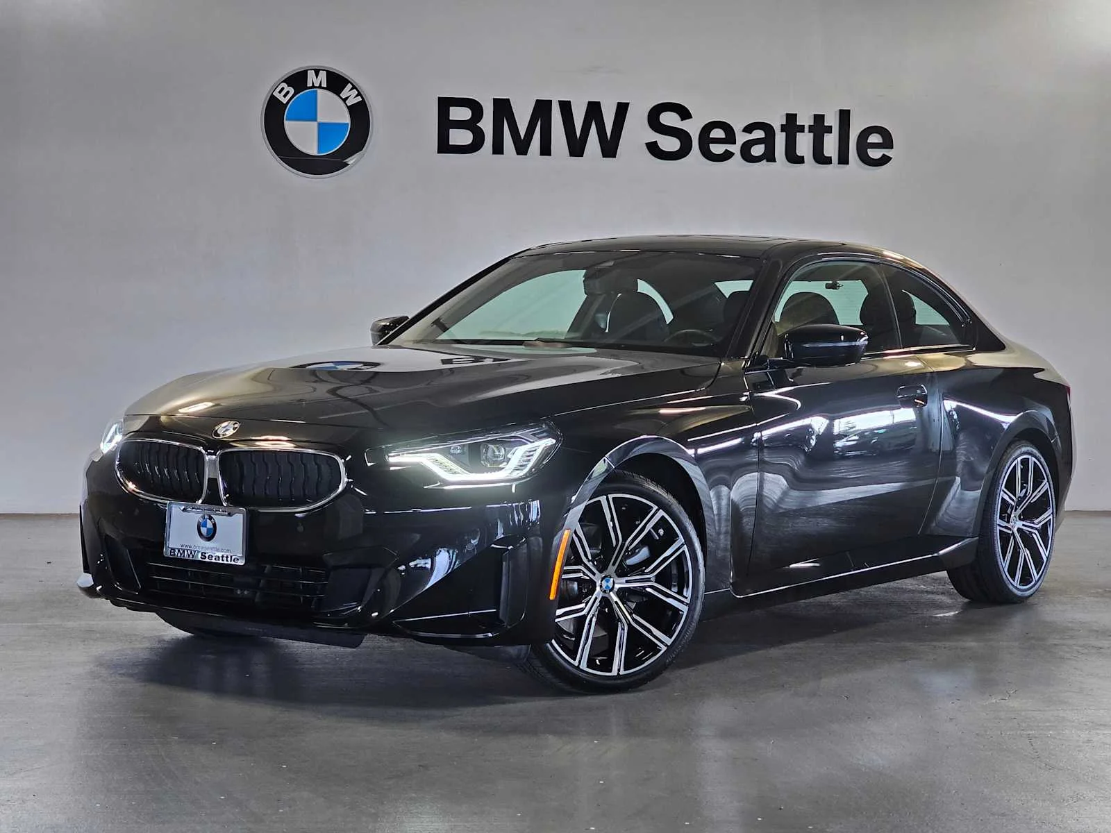 New 2026 Alpine White BMW M60 image 1