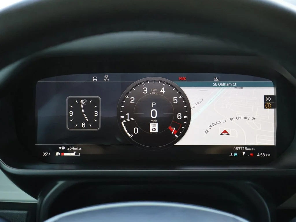 Used 2020  Land Rover HSE image 27