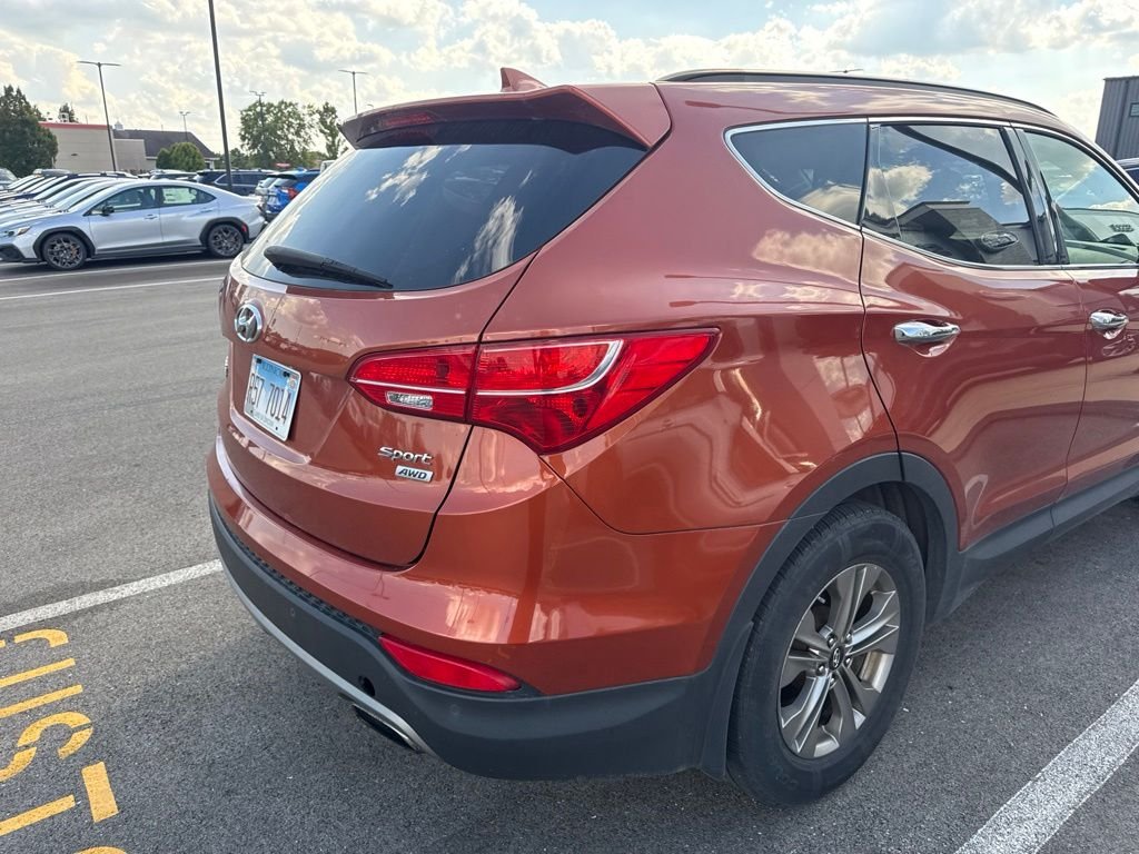 Used 2015 Canyon Copper Hyundai Base image 13