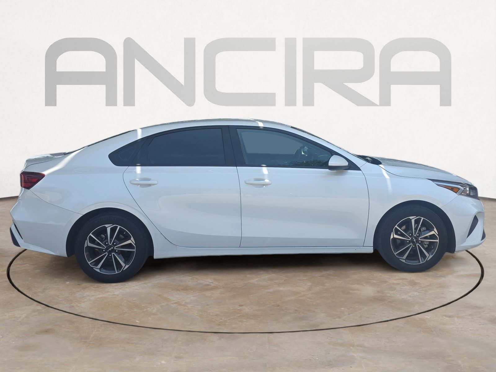Certified Used 2023 Snow White Pearl Kia LXS image 9