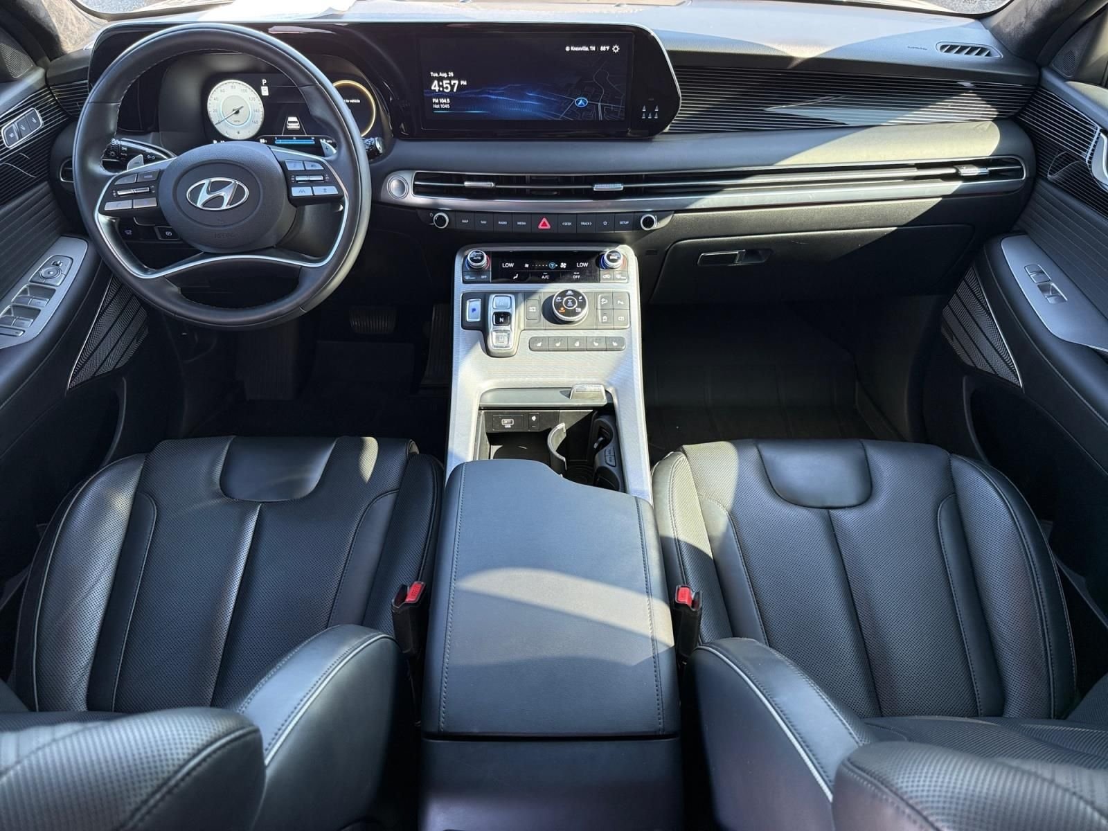 Used 2024 Silver Hyundai Calligraphy image 8