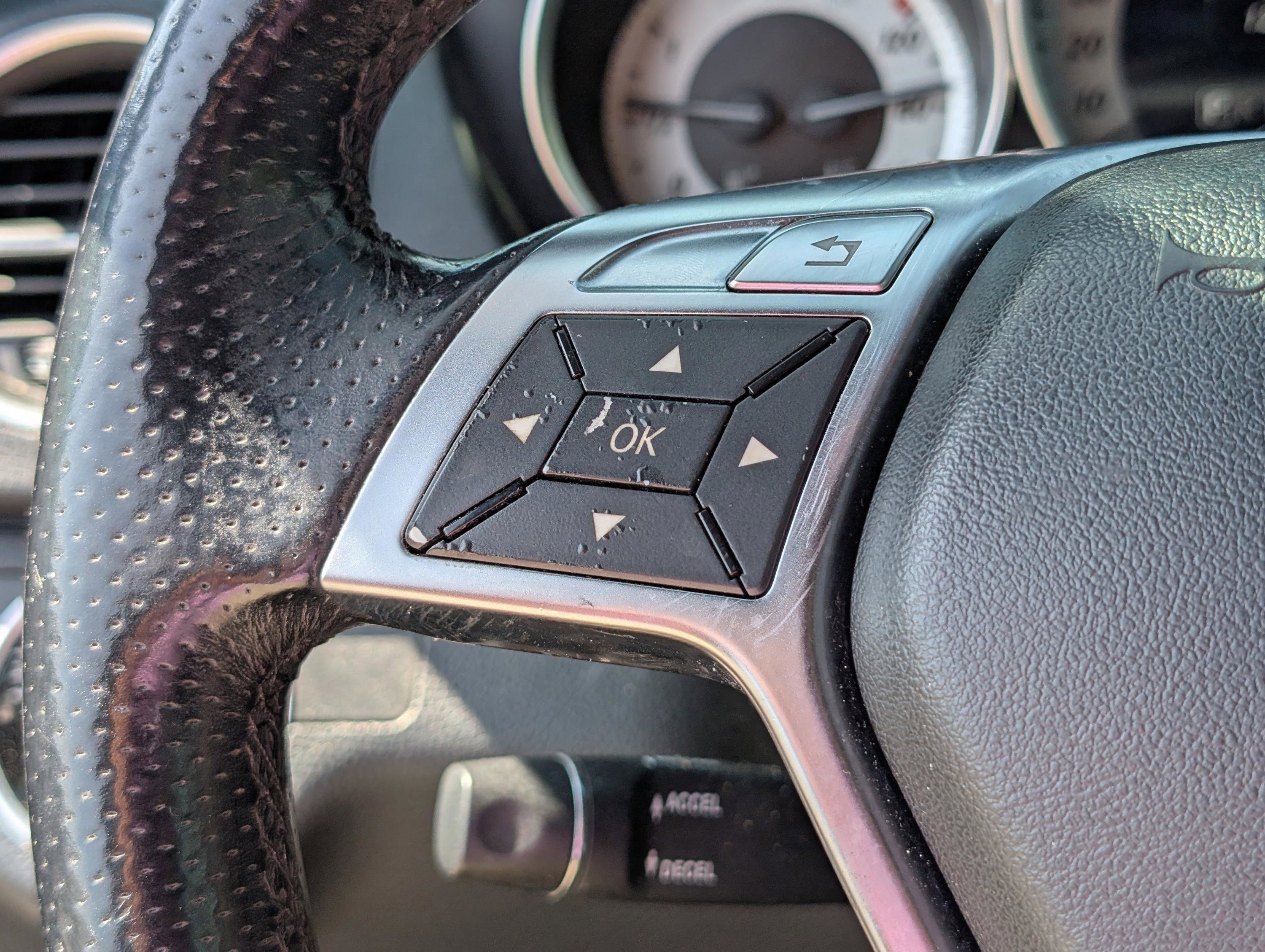 Used 2013 Black Mercedes-Benz C 250 Sport image 20