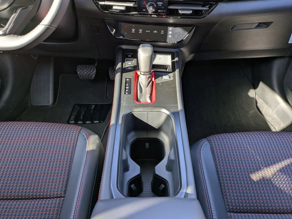 New 2026 Scarlet Ember Tintcoat Nissan SR image 19