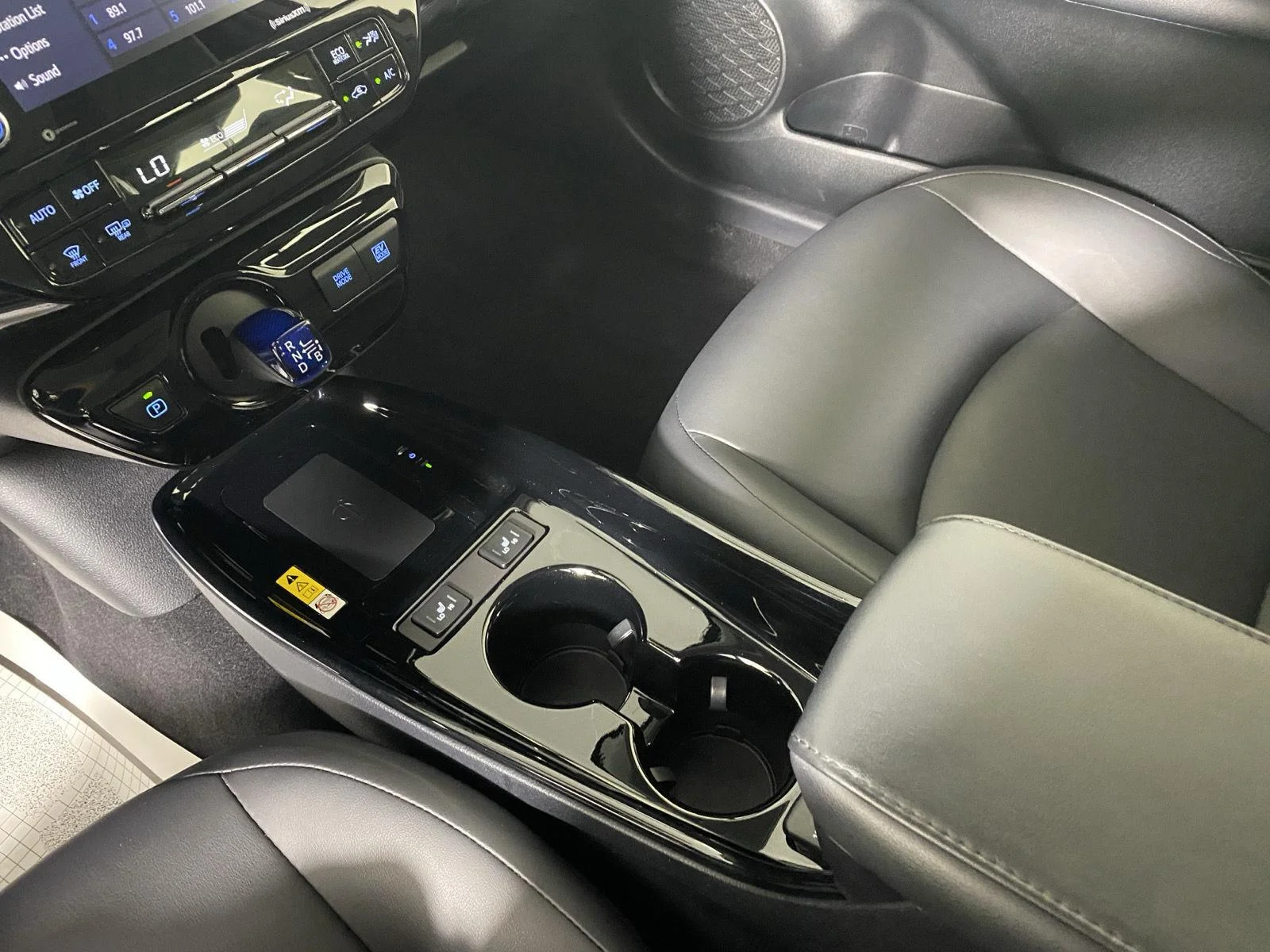 Used 2022 Magnetic Gray Metallic Toyota XLE AWD-e image 24